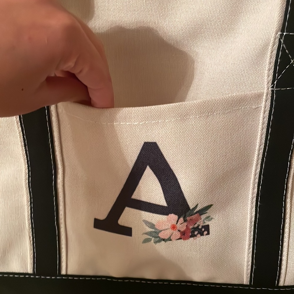 Women's A Monogrammed Tote Bag NWOT - Picture 2 of 7